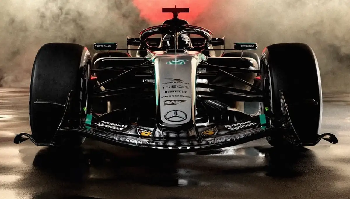 Мерседес обновил переднее антикрыло после проверки FIA после Гран-при Китая