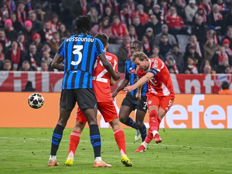 Бавария разгромила Аталанту и вышла в четвертьфинал Лиги чемпионов