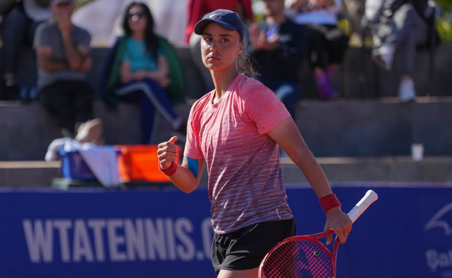 Калинина вышла в полуфинал WTA 125 в Анталии, обыграв Чараеву