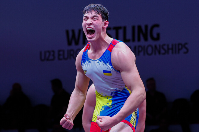 Молодіжна збірна України з боротьби здобула 13 медалей на Євро-2026