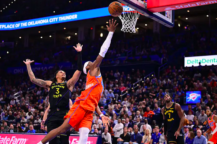 Оклахома уверенно разгромила Голден Стейт, Бостон драматично проиграл Филадельфии — результаты игрового дня НБА