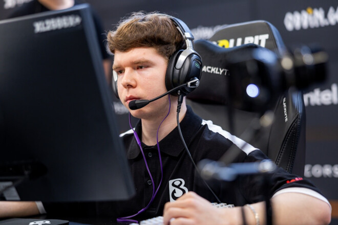 B8 пробилися до другої стадії турніру StarLadder Budapest Major 2025