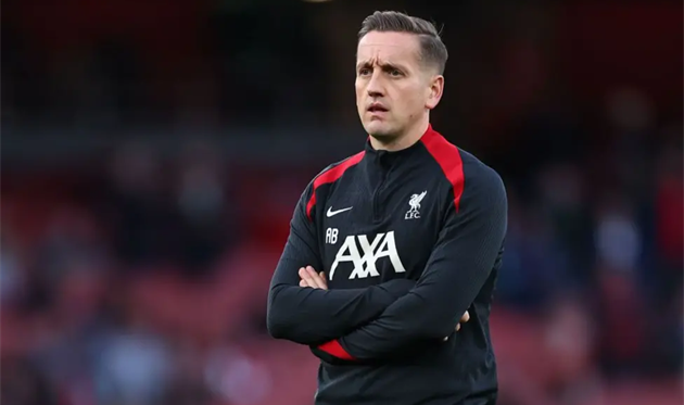 Ліверпуль попрощався з тренером стандартів Аароном Бріггсом