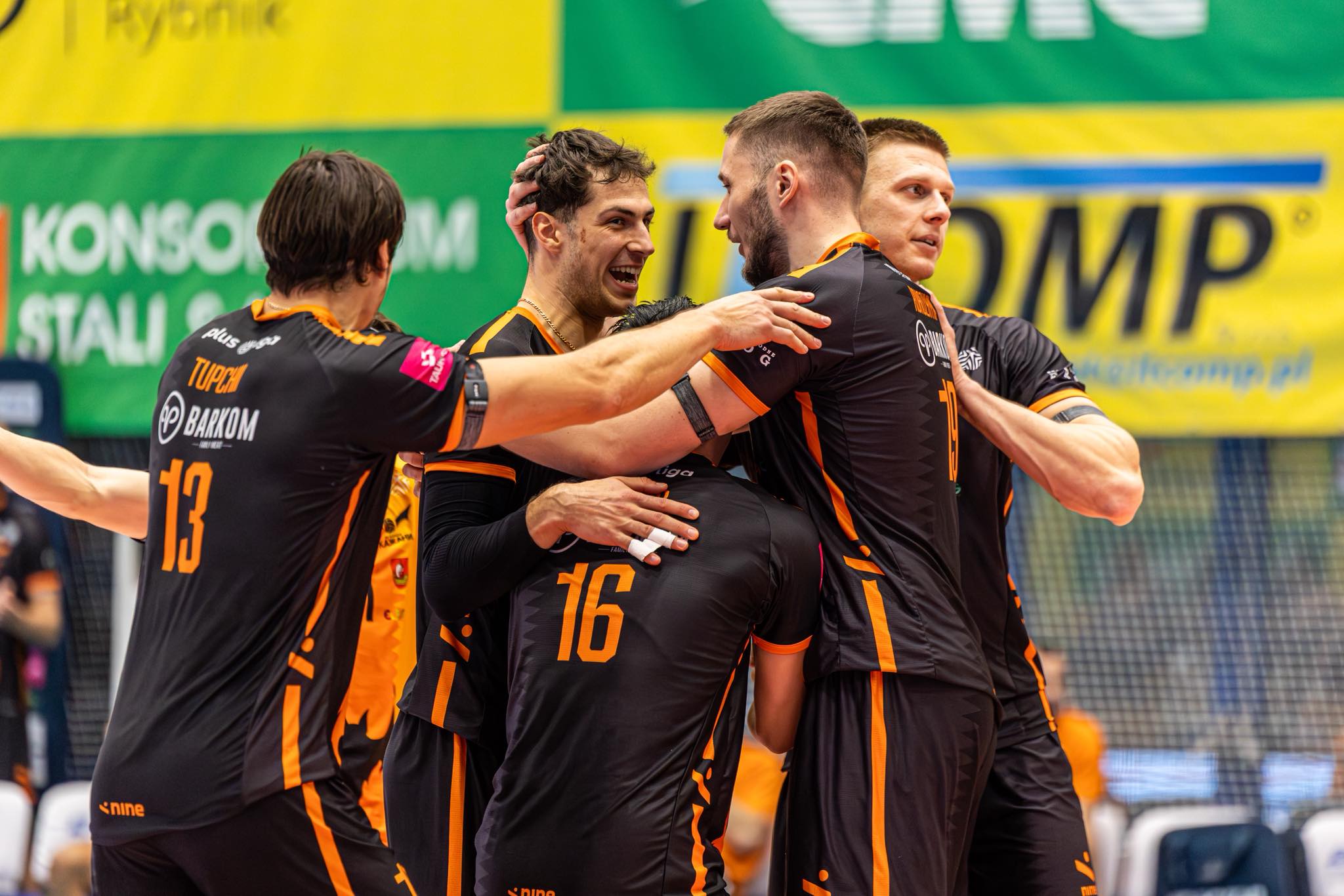 Барком-Кажани на тайбрейку здобули важливу перемогу над Хелмом у Плюс-лізі