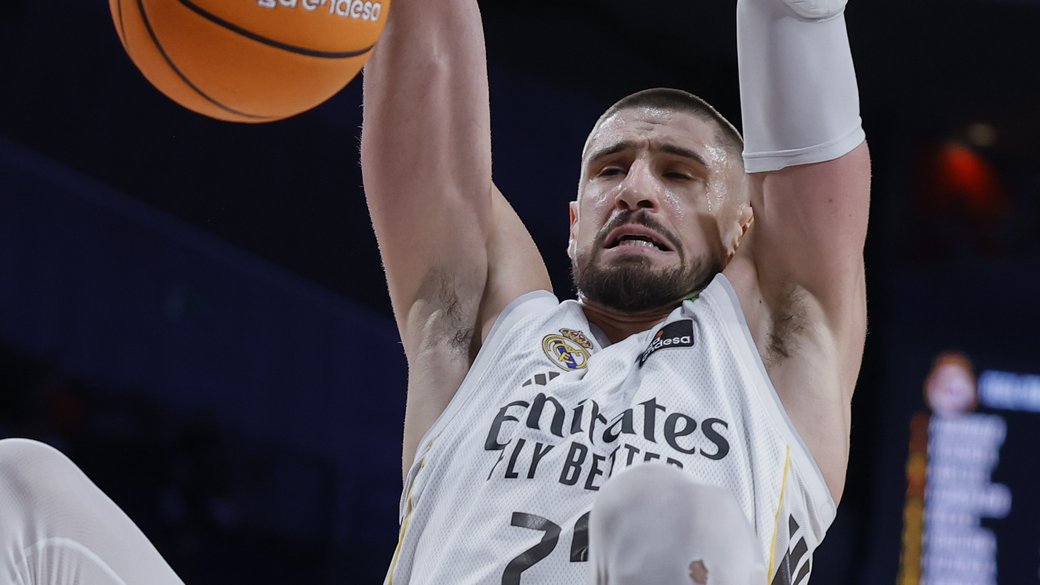 Лень оновив рекорд результативності за Реал, але мадридці мінімально програли Панатінаїкосу