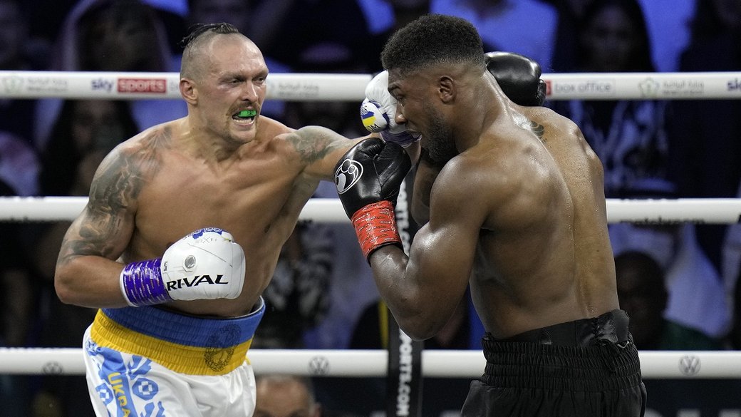 Усик объяснил, почему тренируется с Джошуа и помогает ему перед новыми боями