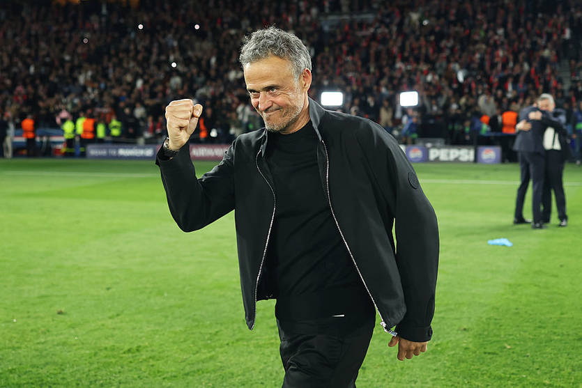 ПСЖ замислився над безпрецедентним кроком: Енріке можуть пов’язати з клубом «на все життя»