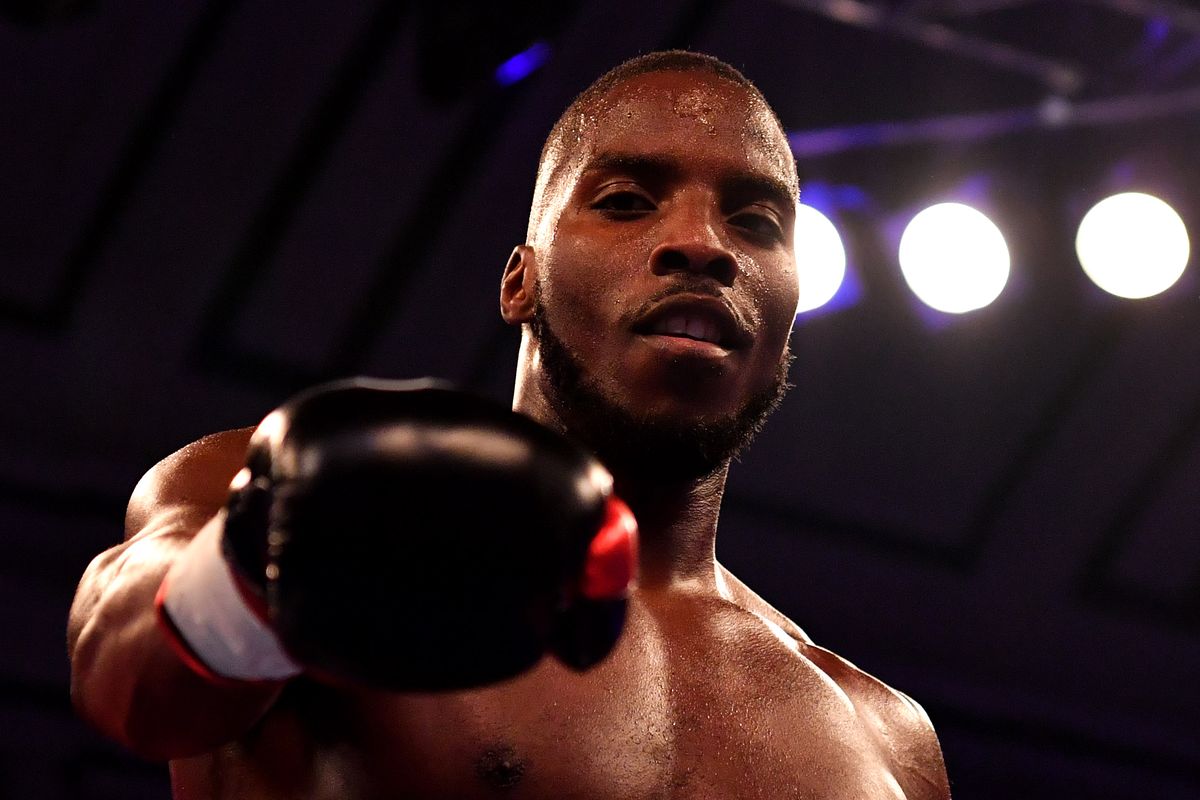 Околі битиметься з Йокою 5 квітня в Парижі