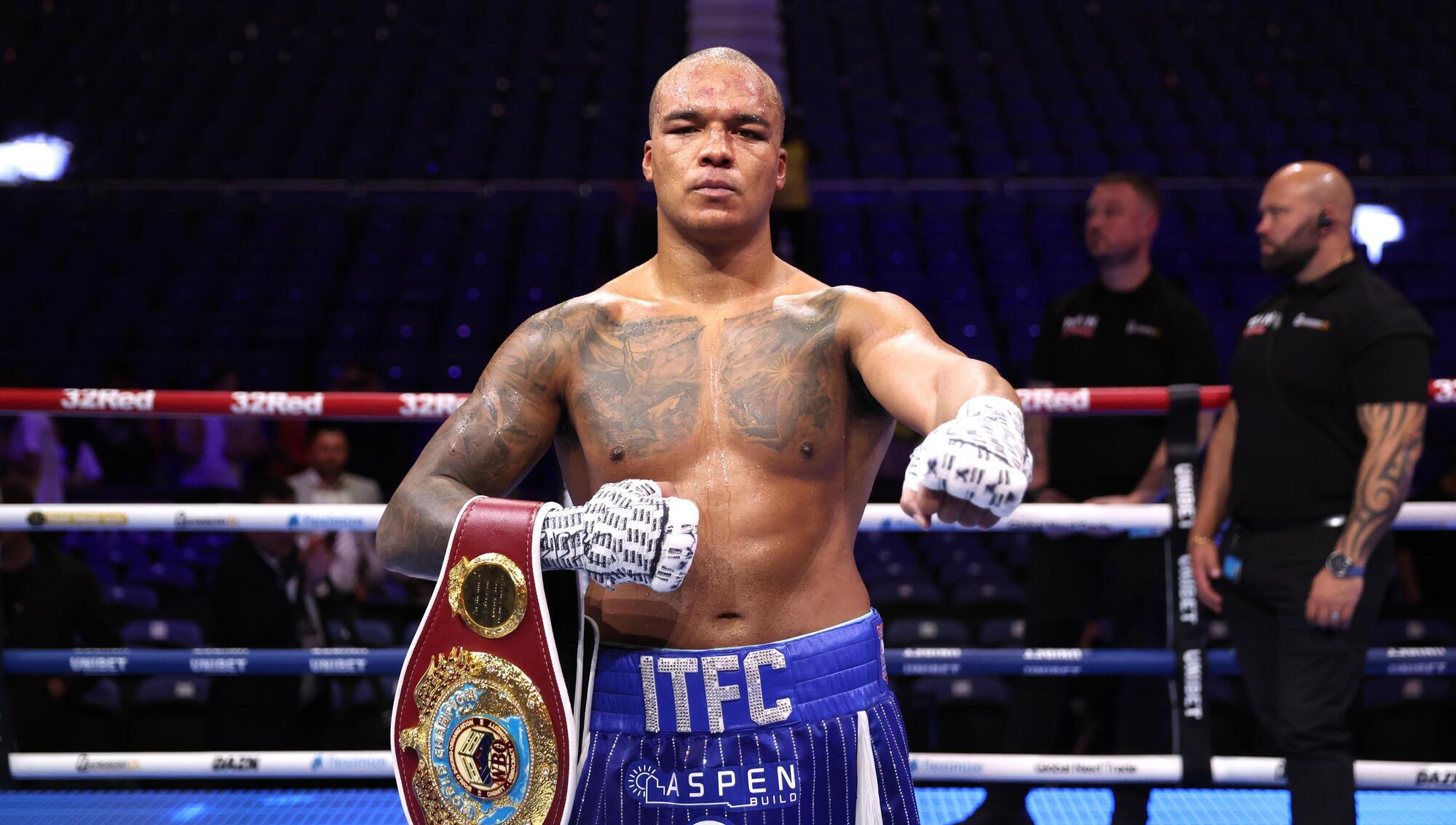 Вордлі розчарований відмовою Усика від титулу WBO