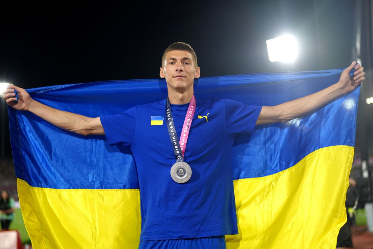 Олег Дорощук здобув срібло чемпіонату Європи зі стрибків у висоту
