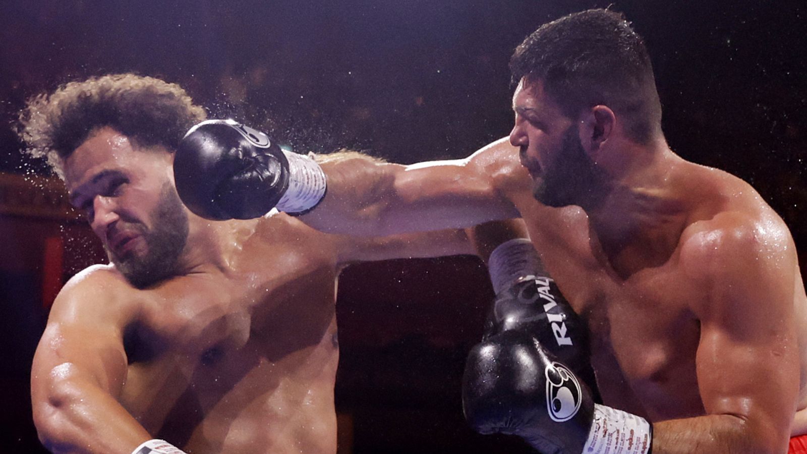 Хргович нокаутував непереможеного Ітауму та завоював пояс IBF, який звільнив Усик