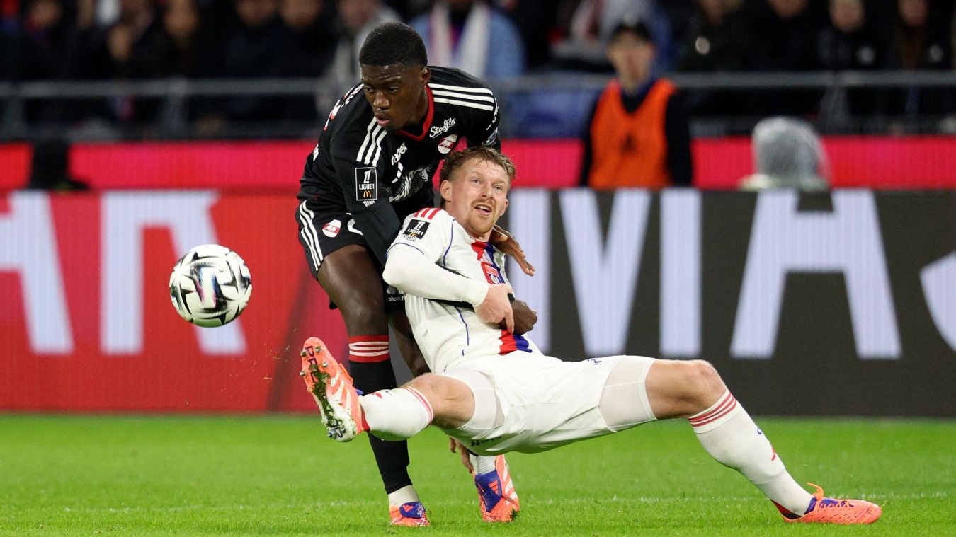 Ліон у більшості вирвав перемогу над Страсбуром завдяки пізньому голу Морейри