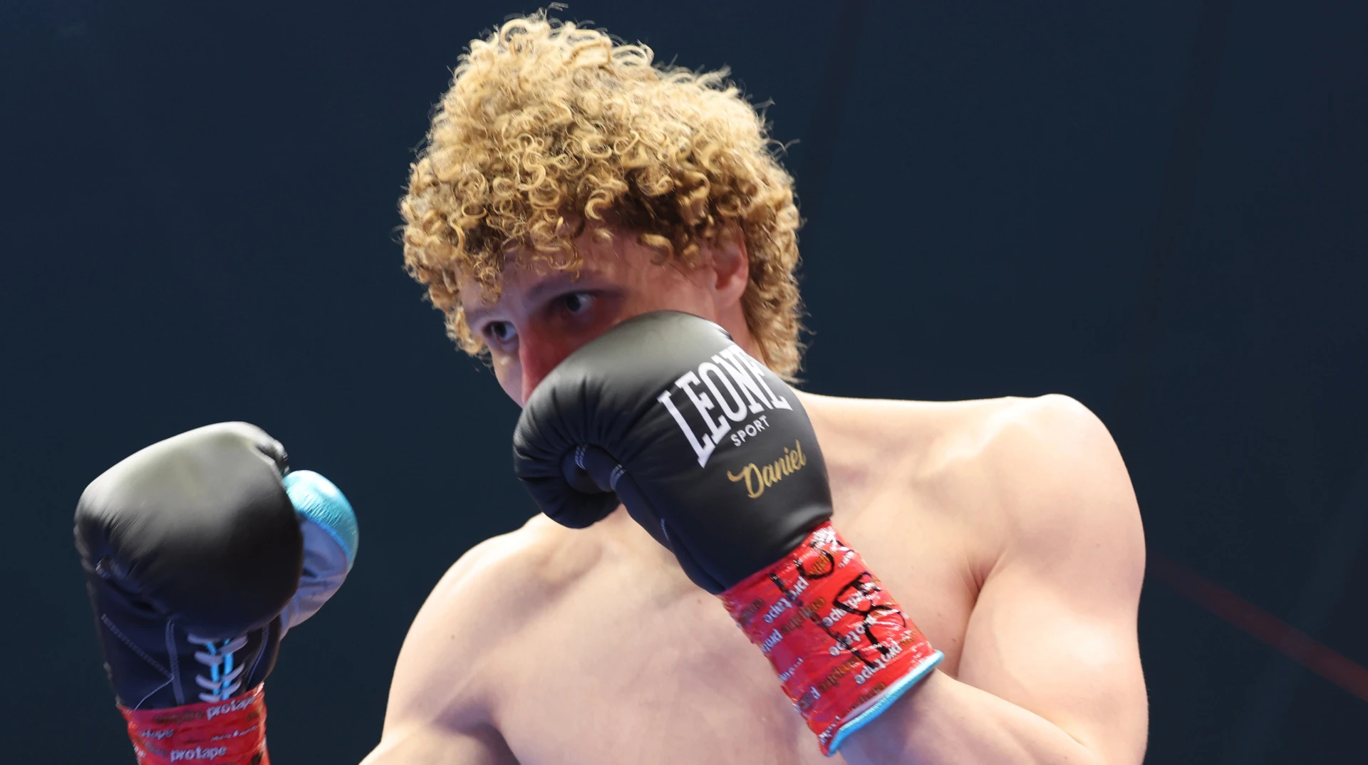Лапін вибув із топ-15 рейтингу WBA після поразки від Мендеса Тані