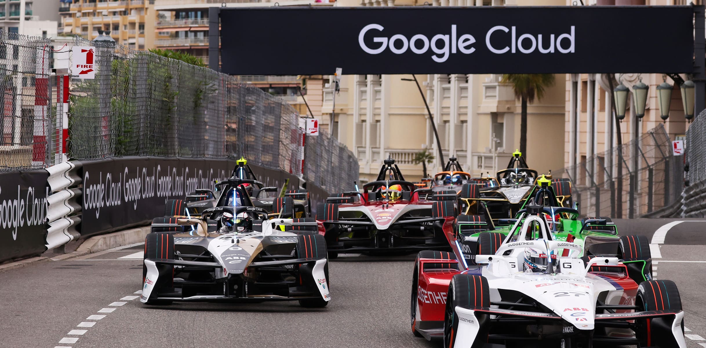 Formula E привлекает Google Cloud: искусственный интеллект появится в прямых трансляциях гонки