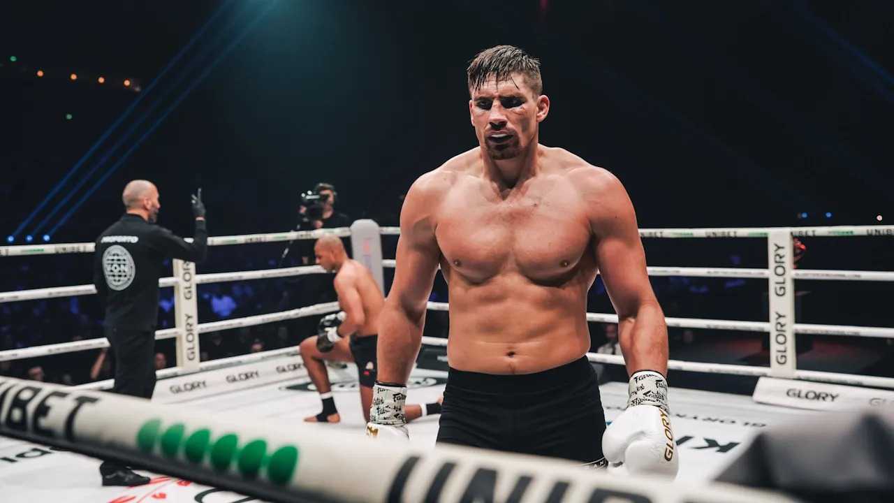 Верховен раскритиковал поражение от Усика: «Все выглядит несправедливым»