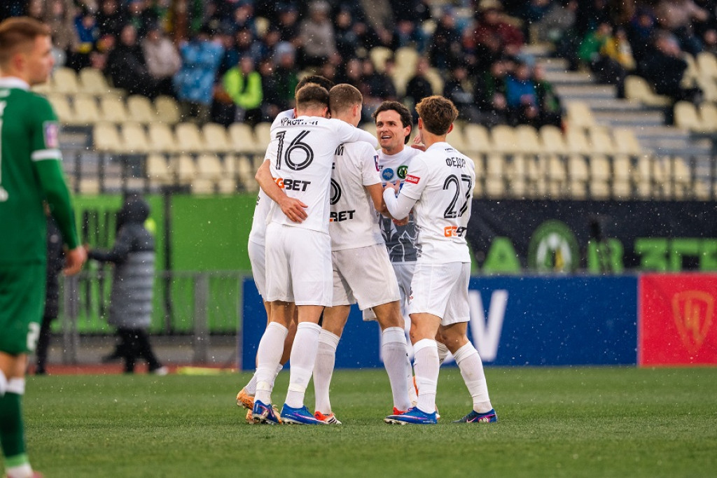 Полісся в меншості обіграло Оболонь і скоротило відставання від ЛНЗ