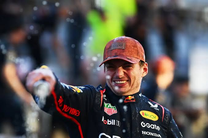 Макс Ферстаппен продовжив контракт із Red Bull до кінця сезону-2030