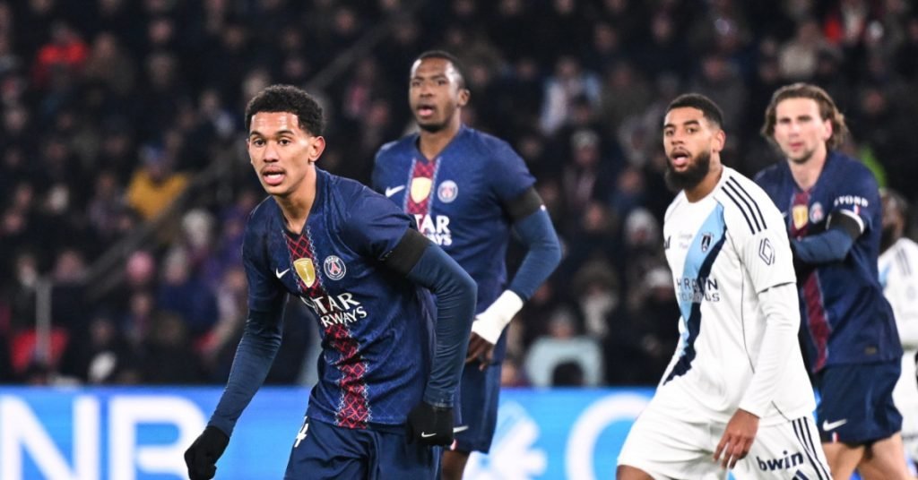 ПСЖ сенсаційно вилетів з Кубка Франції, поступившись Парижу