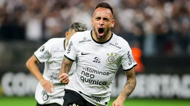 Коринтианс рассчитался с Шахтером за Майкона и избежал трансферного бана