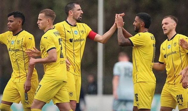 Металлист 1925 уверенно победил Локомотив и вышел в полуфинал Кубка Украины