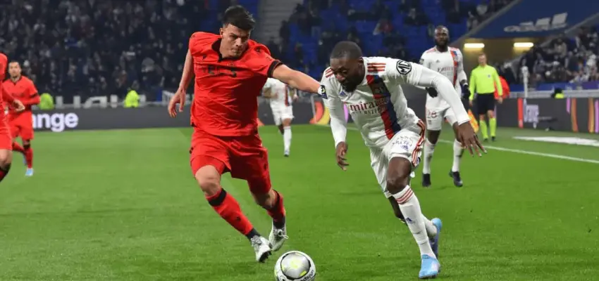 Лион победил Ниццу: дебют Яремчука и уверены 2:0