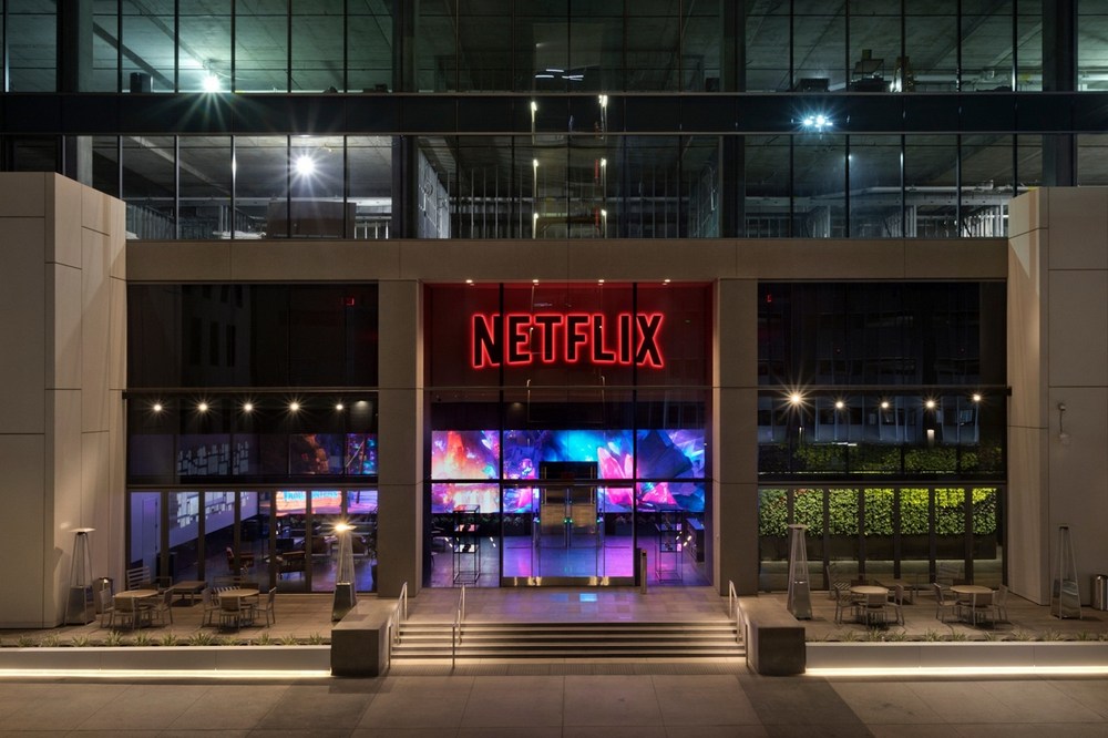 Netflix создал отдельную должность для работы с рекламой букмекеров и онлайн-казино