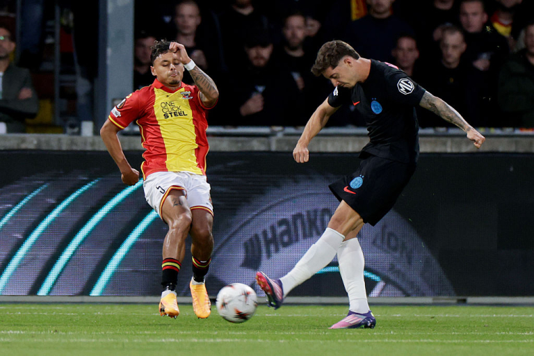 Астон Вилла одолела Болонью, победы Лилля, Лиона и Порту – результаты Лиги Европы