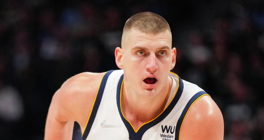 Йокич с трипл-даблом ведет Денвер к победе, Тандер одерживает 15-й выигрыш в сезоне