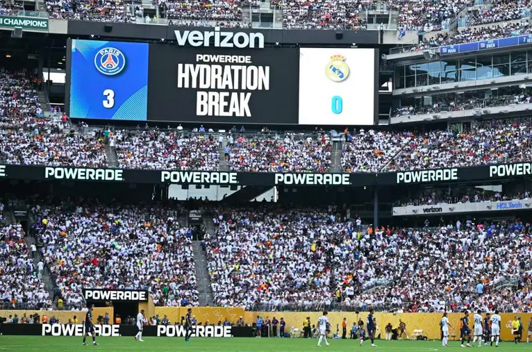 На ЧС-2026 вводять дві обов’язкові паузи на водопій у кожному матчі