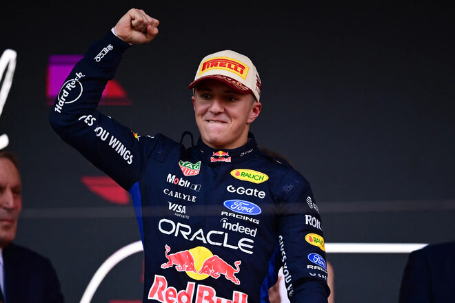 Исаак Хаджар вернется за руль Red Bull на Гран-при Азербайджана