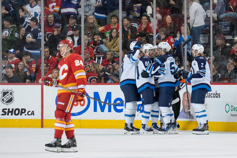Вегас продовжує переможну серію, Філадельфія та Монреаль тріумфують