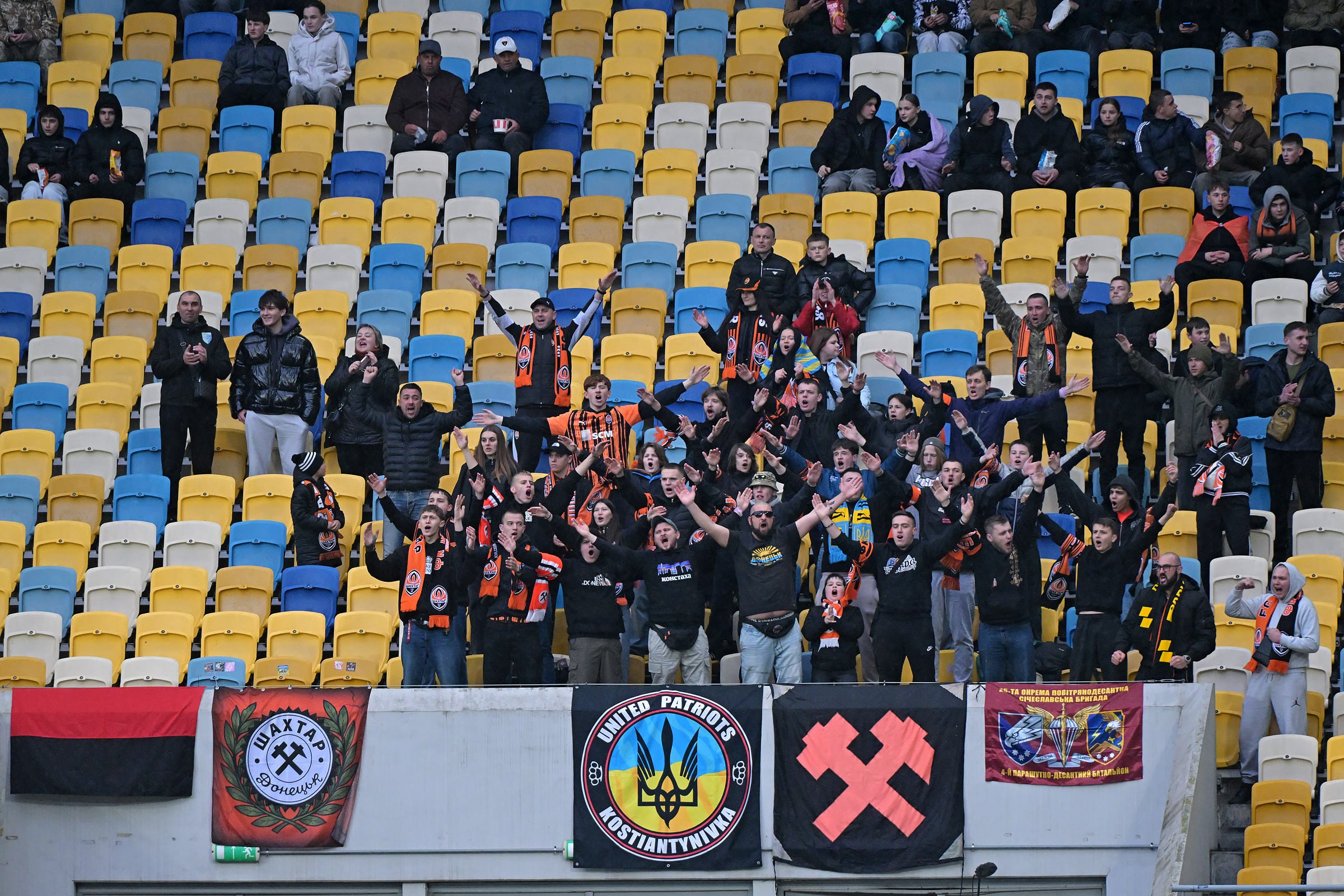 Шахтар отримав три штрафи від УЄФА та зобов’язаний провести навчання з протоколів струсів мозку