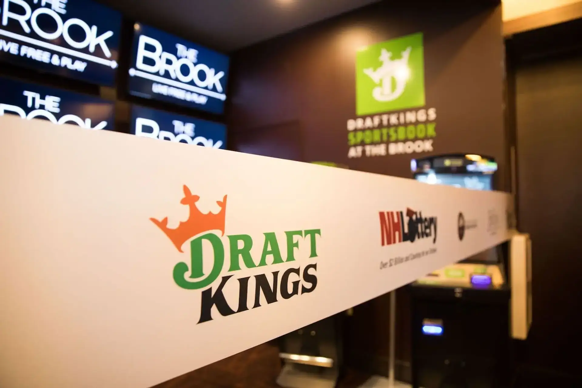DraftKings разрешит пополнение счетов через конвертацию криптовалют в доллары США