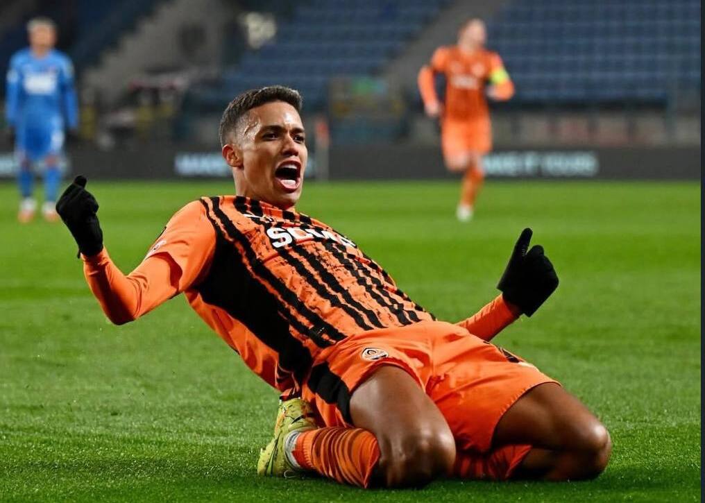 Педріньйо забив найкращий гол тижня в Лізі конференцій