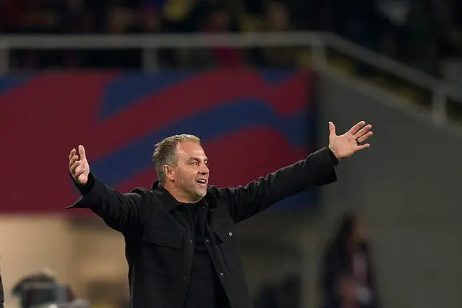 Флік планує залишити Барселону після сезону – тренер втомився і розчарований ситуацією в клубі