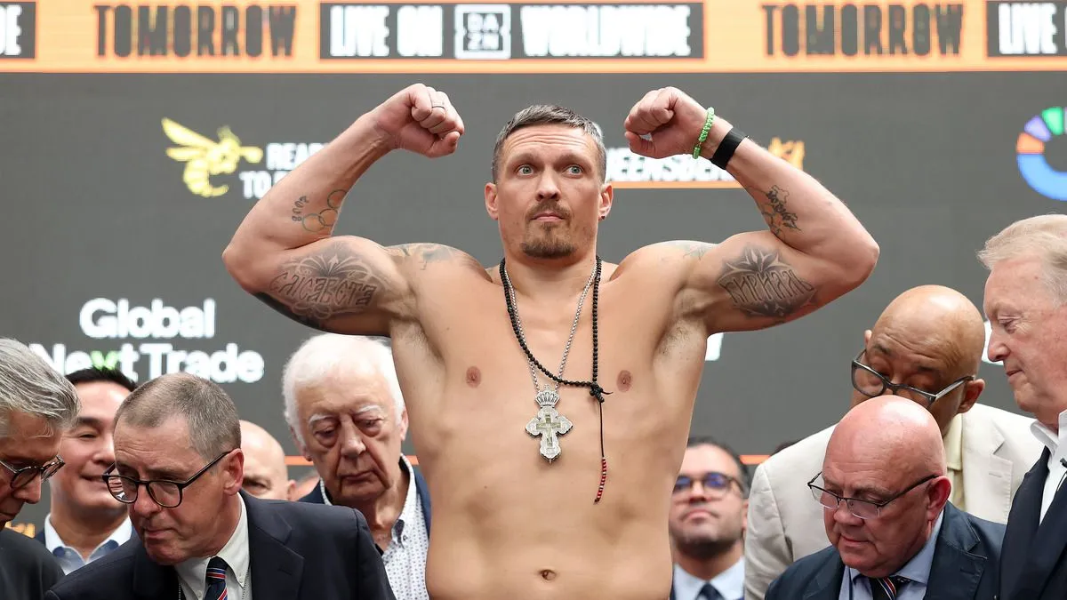 У команді Усика заговорили про можливий бій із Джоном Джонсом