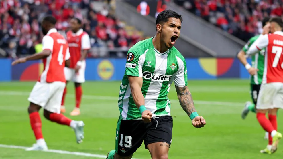 Брага и Бетис сыграли вничью в первом матче четвертьфинала Лиги Европы