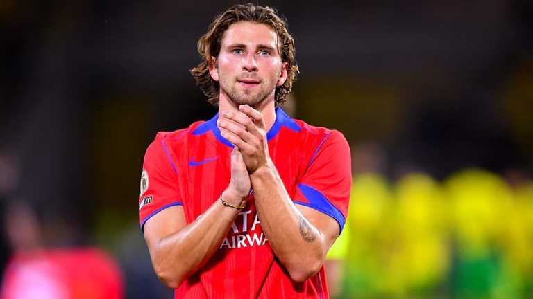 Забарний відіграв повний матч за ПСЖ у нічиї проти Лор'яна в Лізі 1