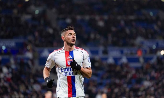 Яремчук забил за Лион в победном матче Лиги 1 против Лорьяна