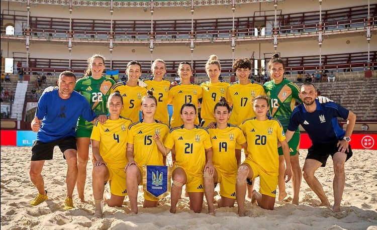 Жіноча збірна України з пляжного футболу утримує місце в топ-3 світового рейтингу BSWW