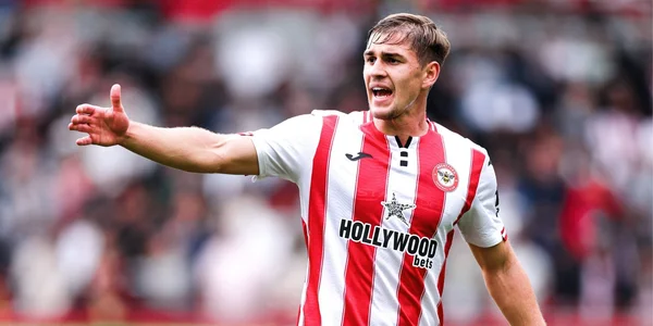 Егор Ярмолюк вновь претендует на звание лучшего игрока месяца в Брентфорде