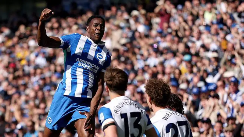 Дубль Велбека приніс Брайтону перемогу над Ліверпулем