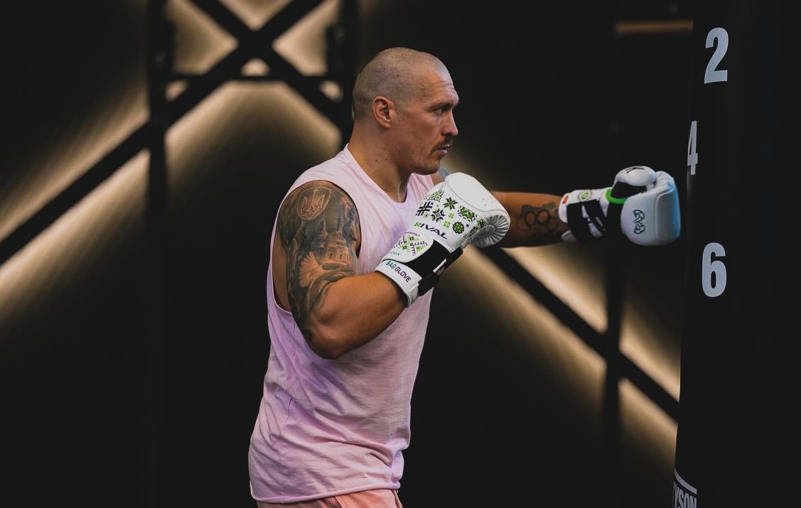 WBA оновила рейтинг хевівейту: Усик — чемпіон, Ітаума став №1 претендентом