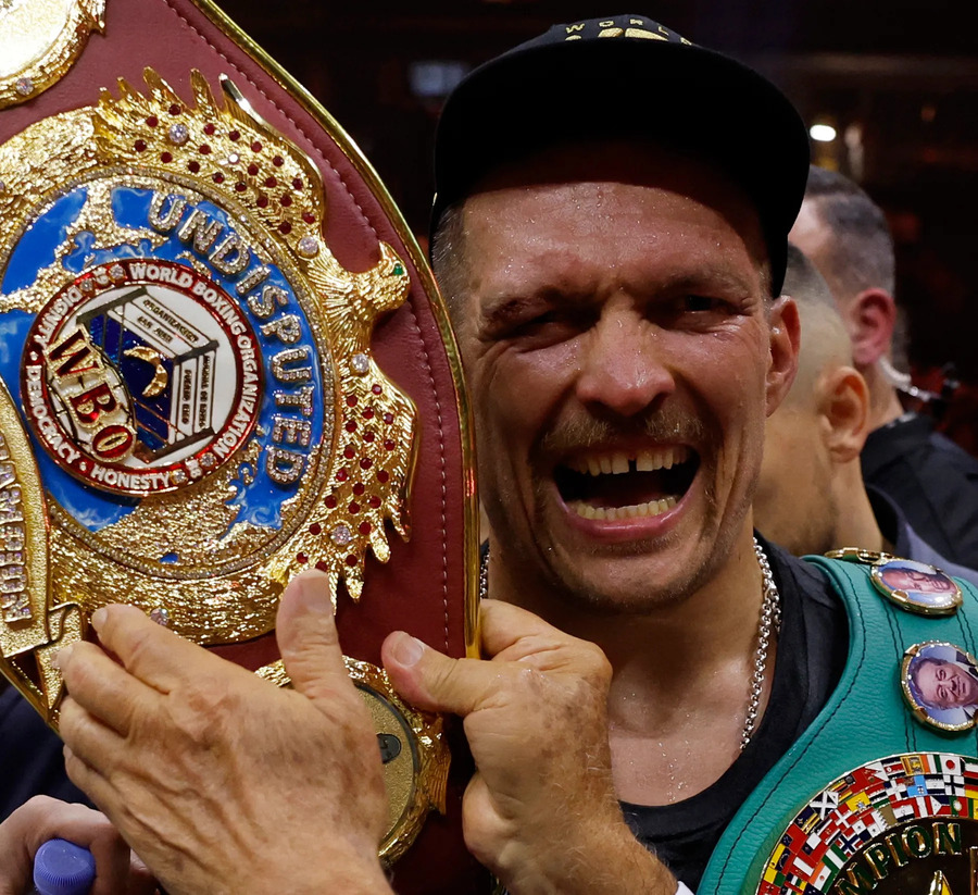 Александр Усик отказался от титула WBO: Фабио Уордли стал новым чемпионом мира