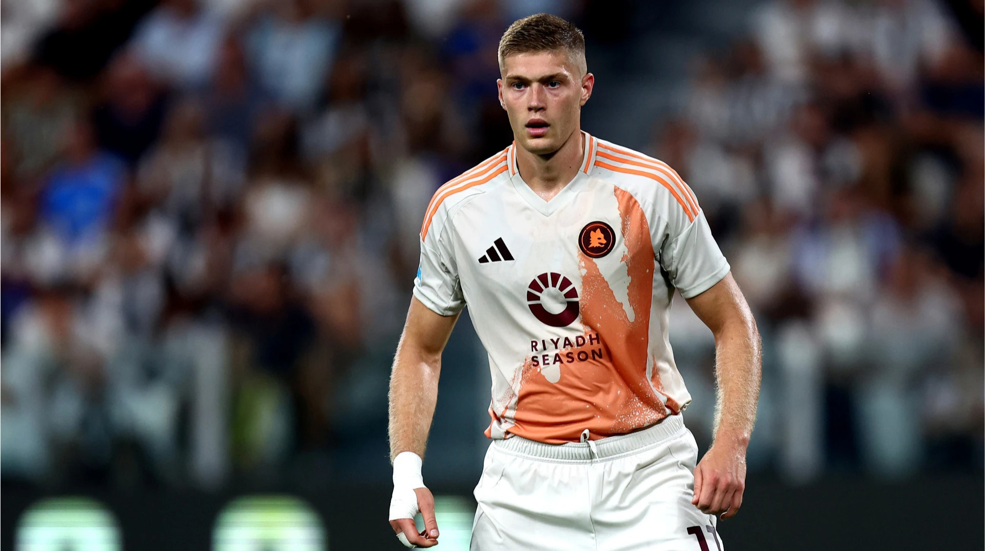 Ноттингем Форест рассматривает Довбика как усиление атаки