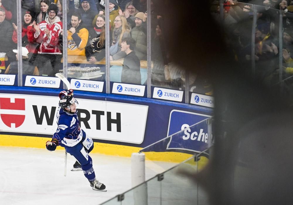 U.S. Collegiate Selects вийшли до фіналу Кубка Шпенглера, обігравши Спарту Прага