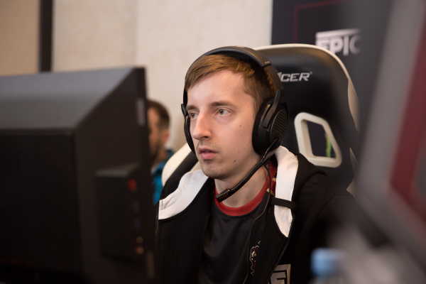 Ghostik о зарплатах в Dota 2: расходы клубов значительно превышают реальные возможности сцены