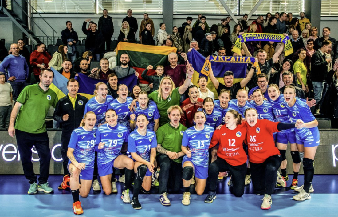 Женская сборная Украины вышла на Евро-2026 по гандболу несмотря на поражение от Сербии