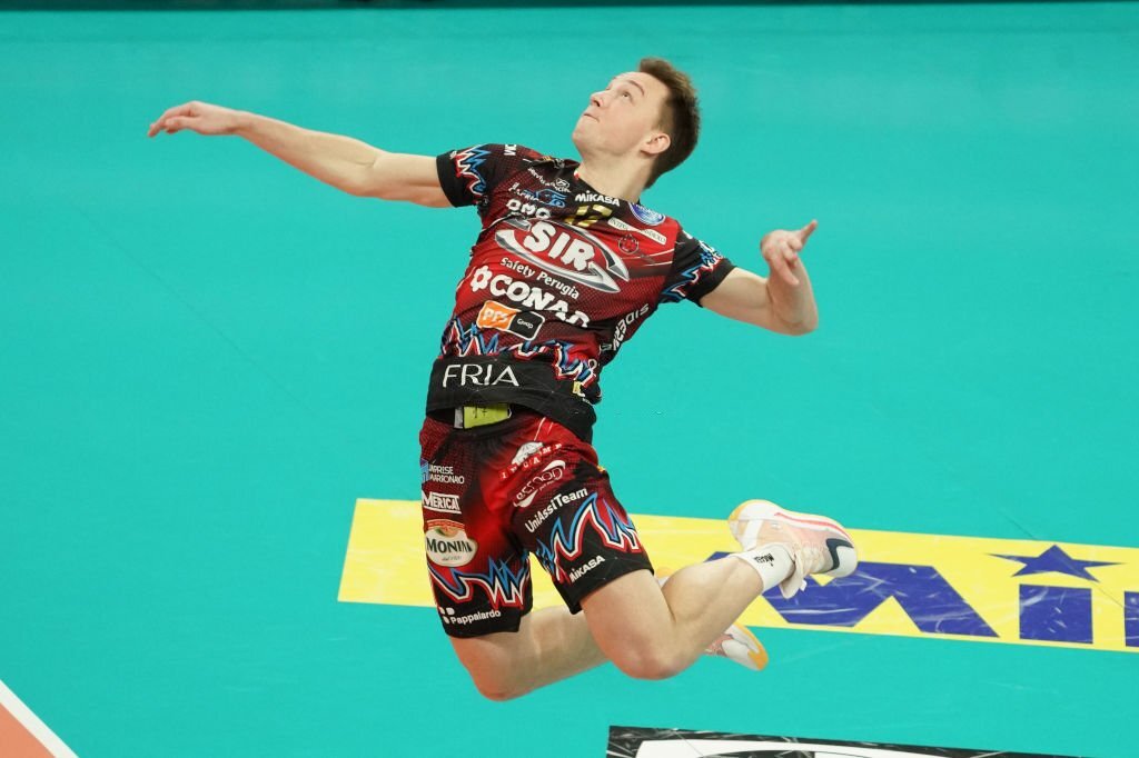 Перуджа Олега Плотницького здійснила камбек і продовжила переможну серію в Суперлізі Італії