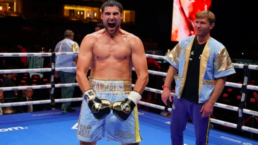 Новицький увійшов до топ-10 рейтингу WBC у надважкій вазі